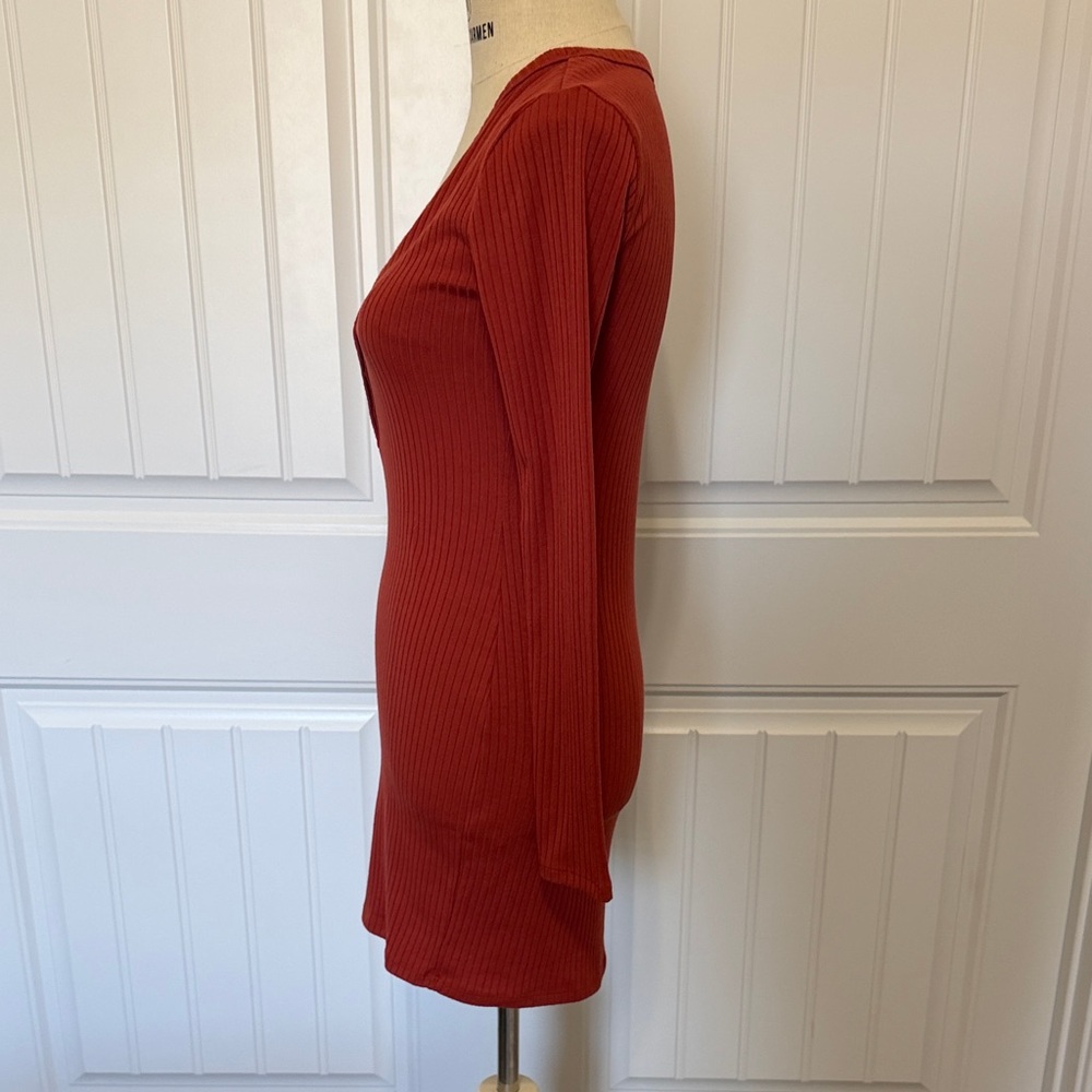 Forever 21 Rust Long Sleeve Dress - Picture 3 of 9